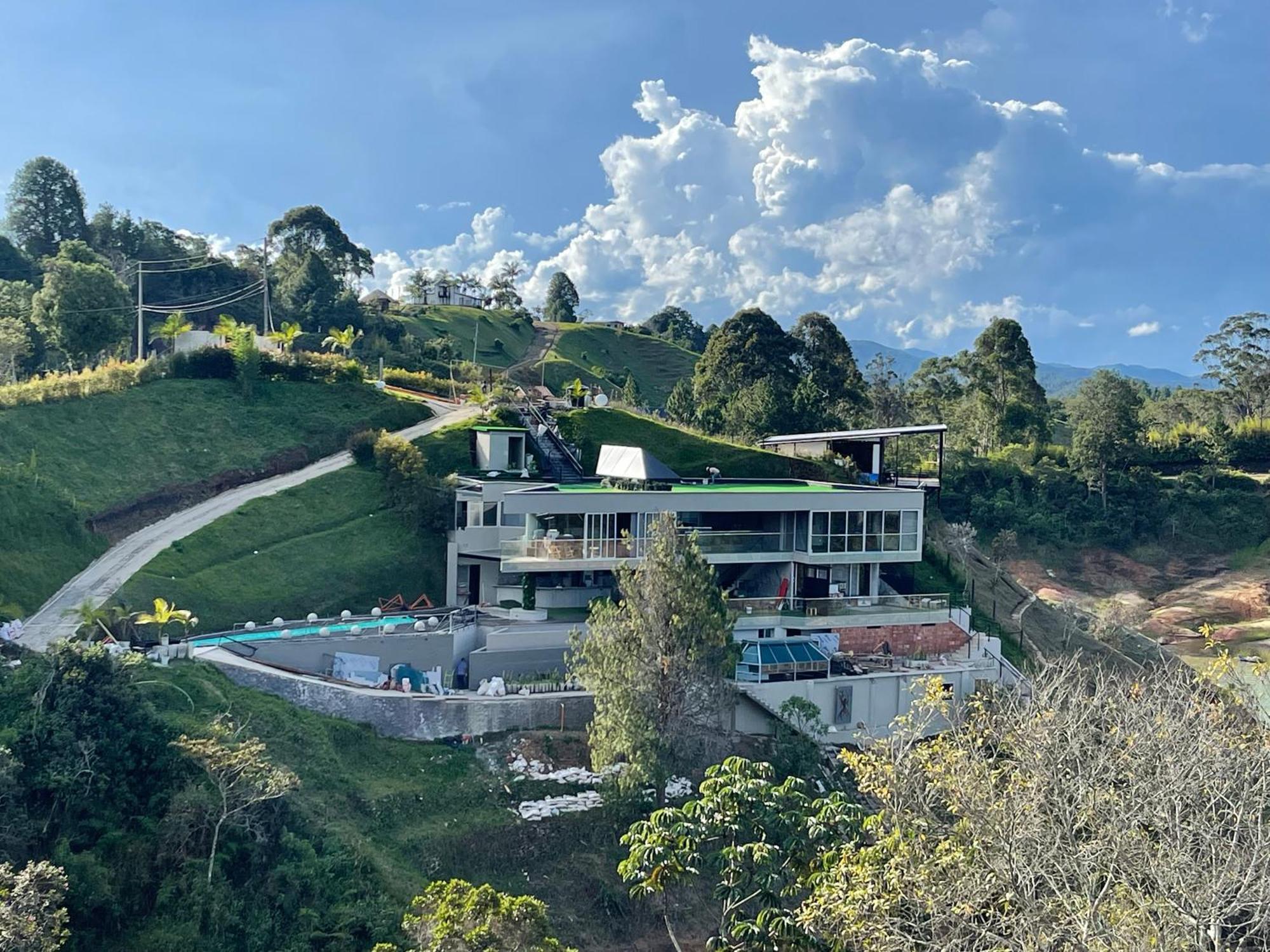 The Elemynt Mansion Bed and Breakfast Guatapé Exterior foto